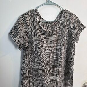 Forever 21 Black and White Boxy Blouse